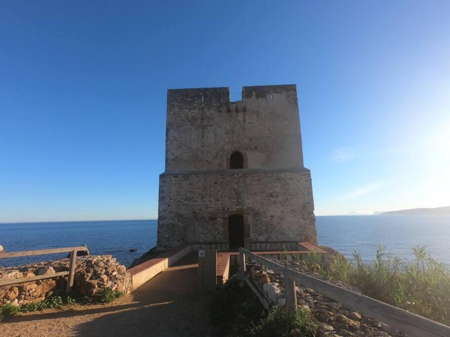 Schoenes Penthouse Mit Meerblick Pura Vida Bahia de Casares Exterior foto